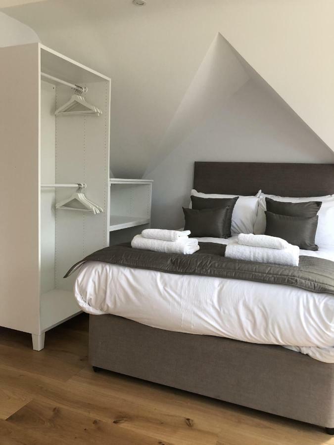 Hamilton Arms Suites Мидхерст Экстерьер фото